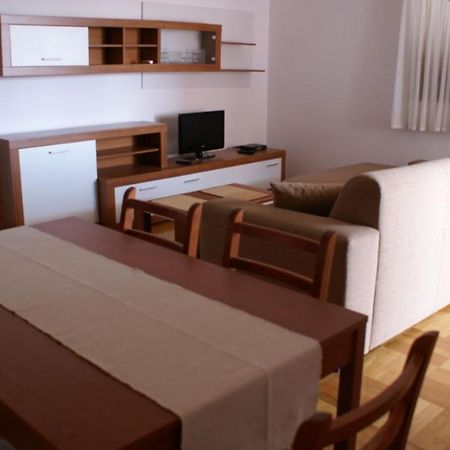 Apartman Luka Krk Town Bagian luar foto